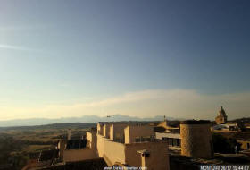 Click on image for camera details!